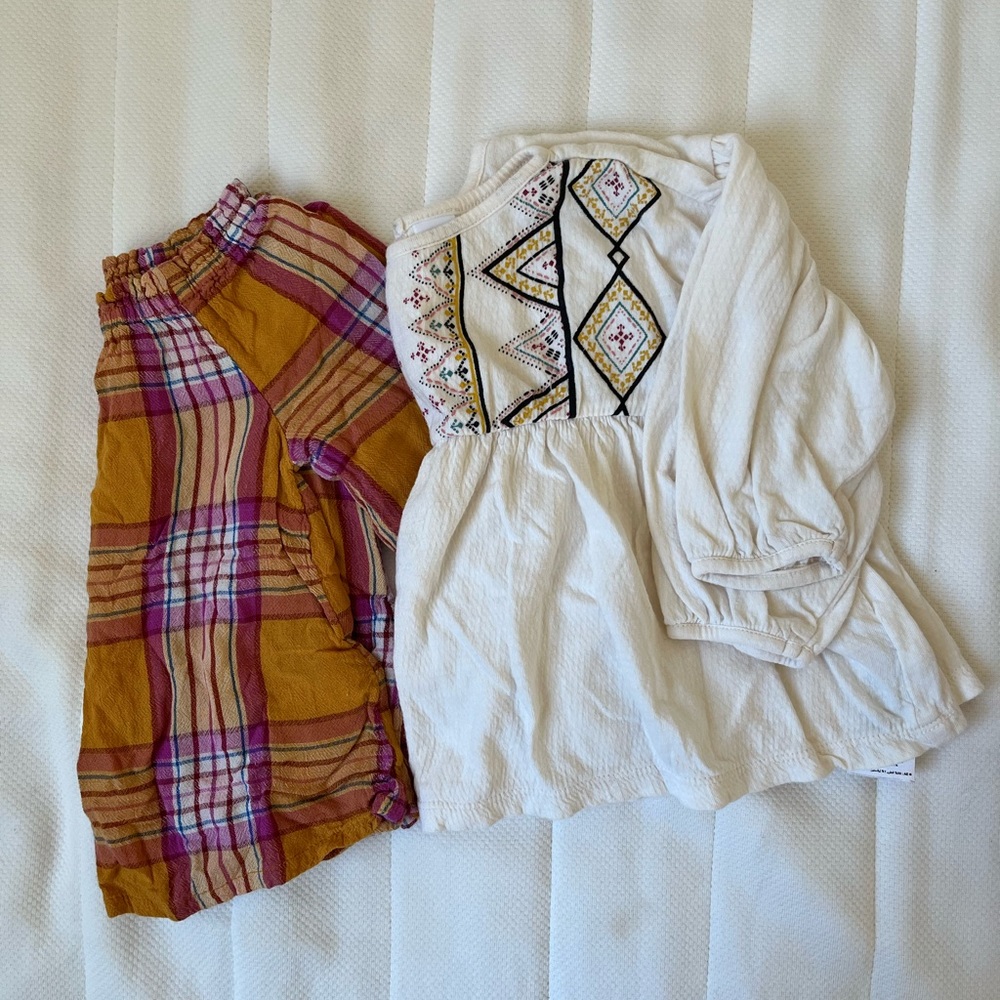 Old navy tops 12-18m